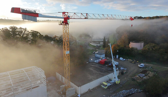S.L.M.T : Location et montage de grues de chantier en Bretagne : 22 et 29
